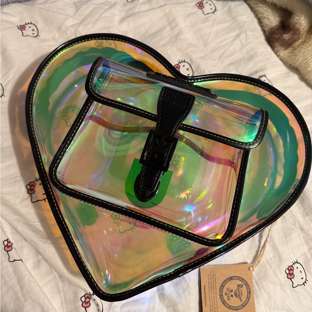 ❌SOLD❌Holographic Heart-Shaped Women Bag